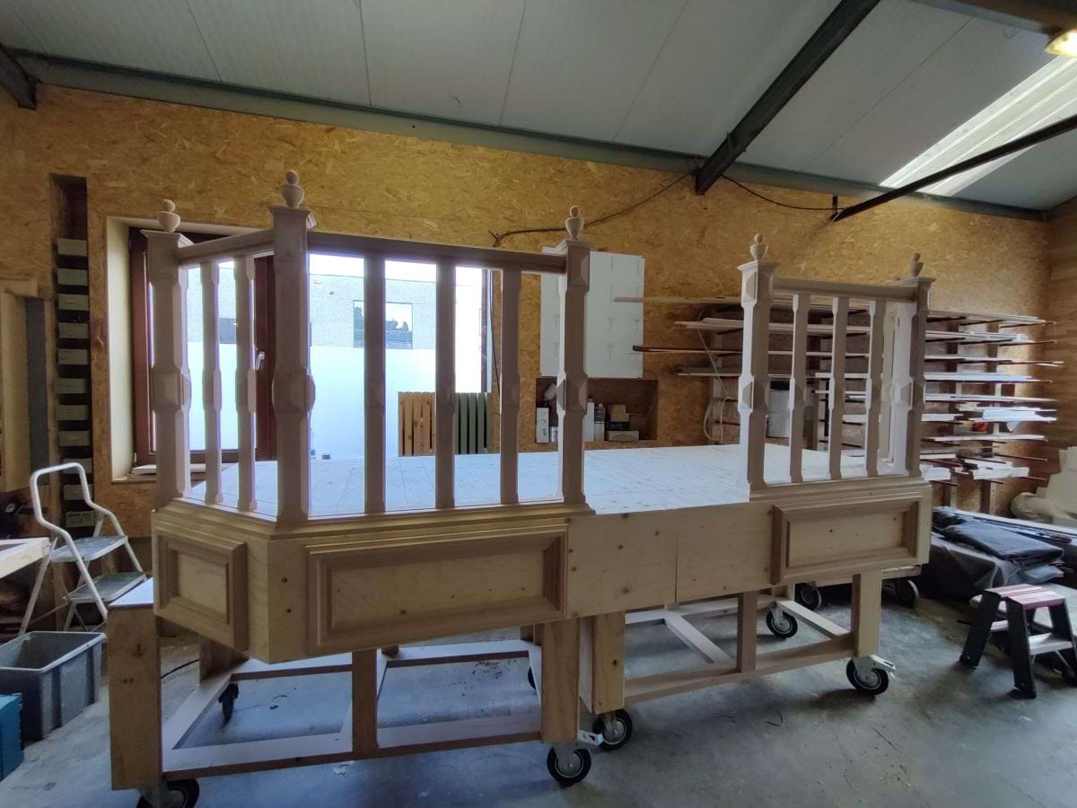 bordes namaken in ons atelier,reconstructie van bestaand bordes,monument in Spa