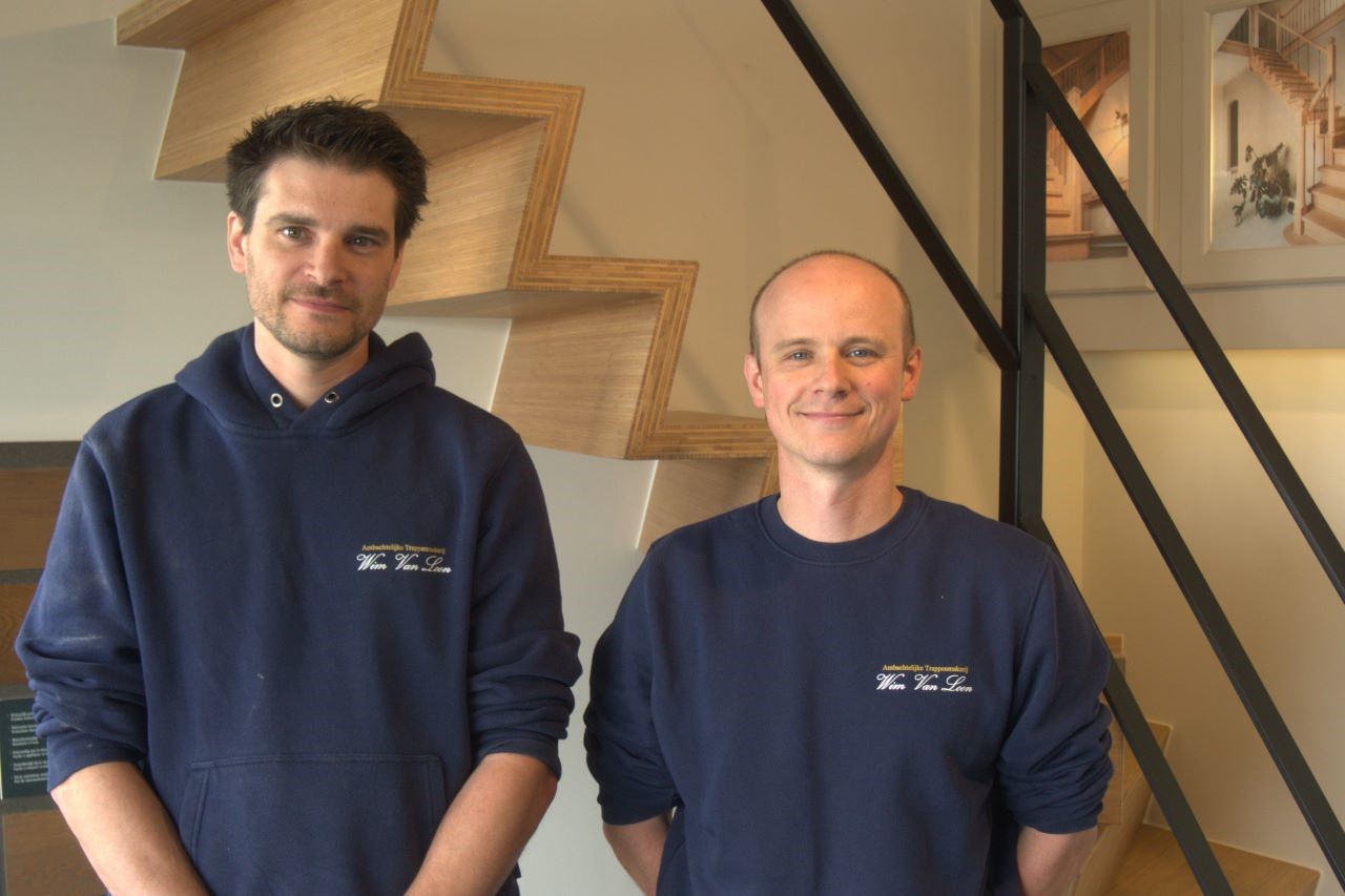 Nieuwe vestiging van onze trappenmakerij, trappenmaker,Heist-op-den-Berg,trappenmakers Glenn Maes en Vik Van Brandt
