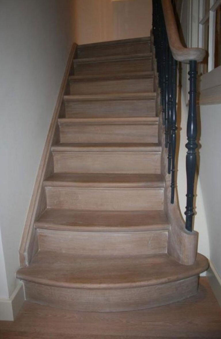 klassieke trap,houten trap,eiken trap,smeedwerk,engelse stijl,herenhuis,herenhuistrap,amsterdam,nederland