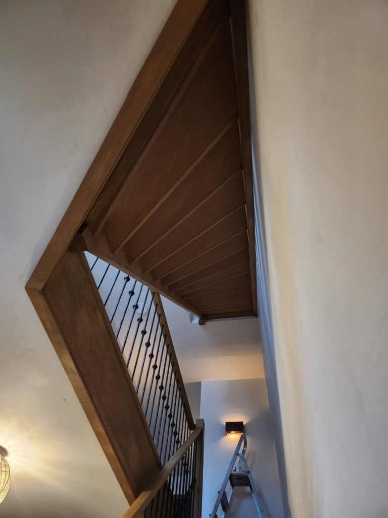 landelijke trap,houten trap,smeedijzeren trapspijlen,trappenmaker,rijkevorsel
