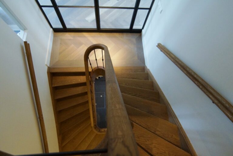 houten trappen,klassieke trappen,smeedwerk,totaalrenovatie,herenhuis,Amsterdam
